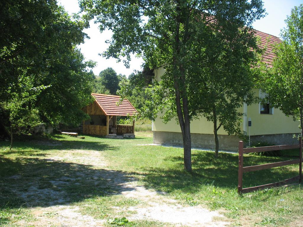 Holiday Home Lana Saborsko ห้อง รูปภาพ