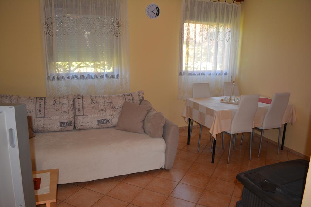 Holiday Home Lana Saborsko ภายนอก รูปภาพ