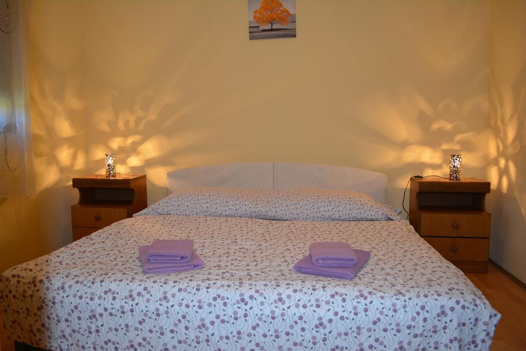 Holiday Home Lana Saborsko ภายนอก รูปภาพ